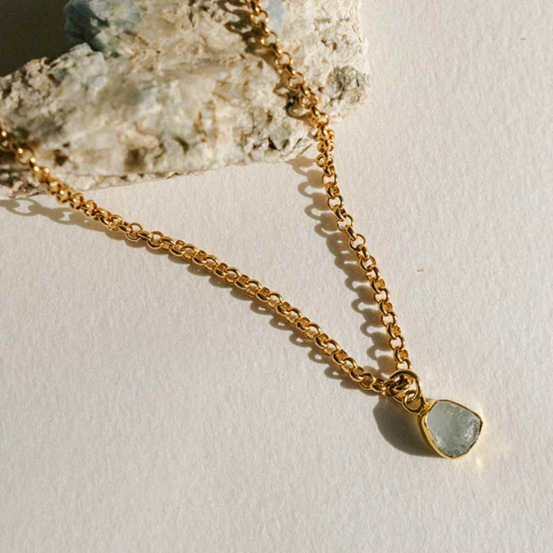 Aquamarine Carved Belcher Chain Necklace | Serenity (Gold Plated)