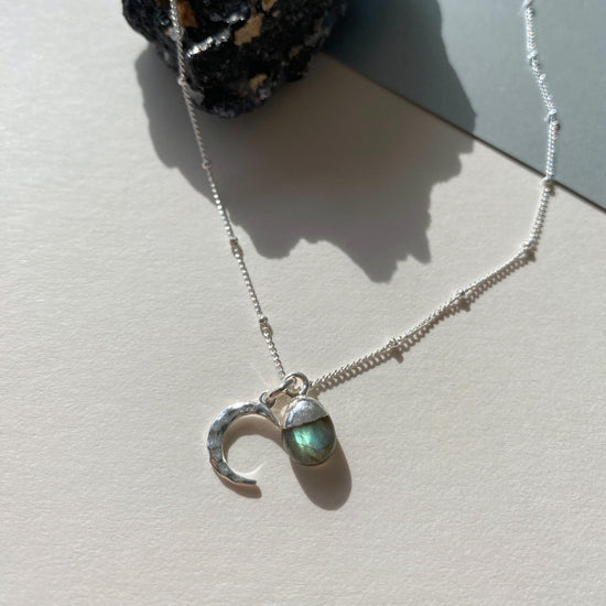 Labradorite & Moon Necklace (Silver)