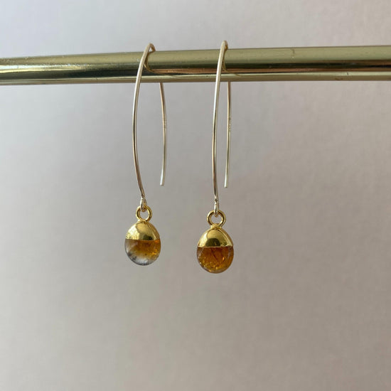 Citrine Tiny Tumbled Dropper Earrings | Success (Gold)