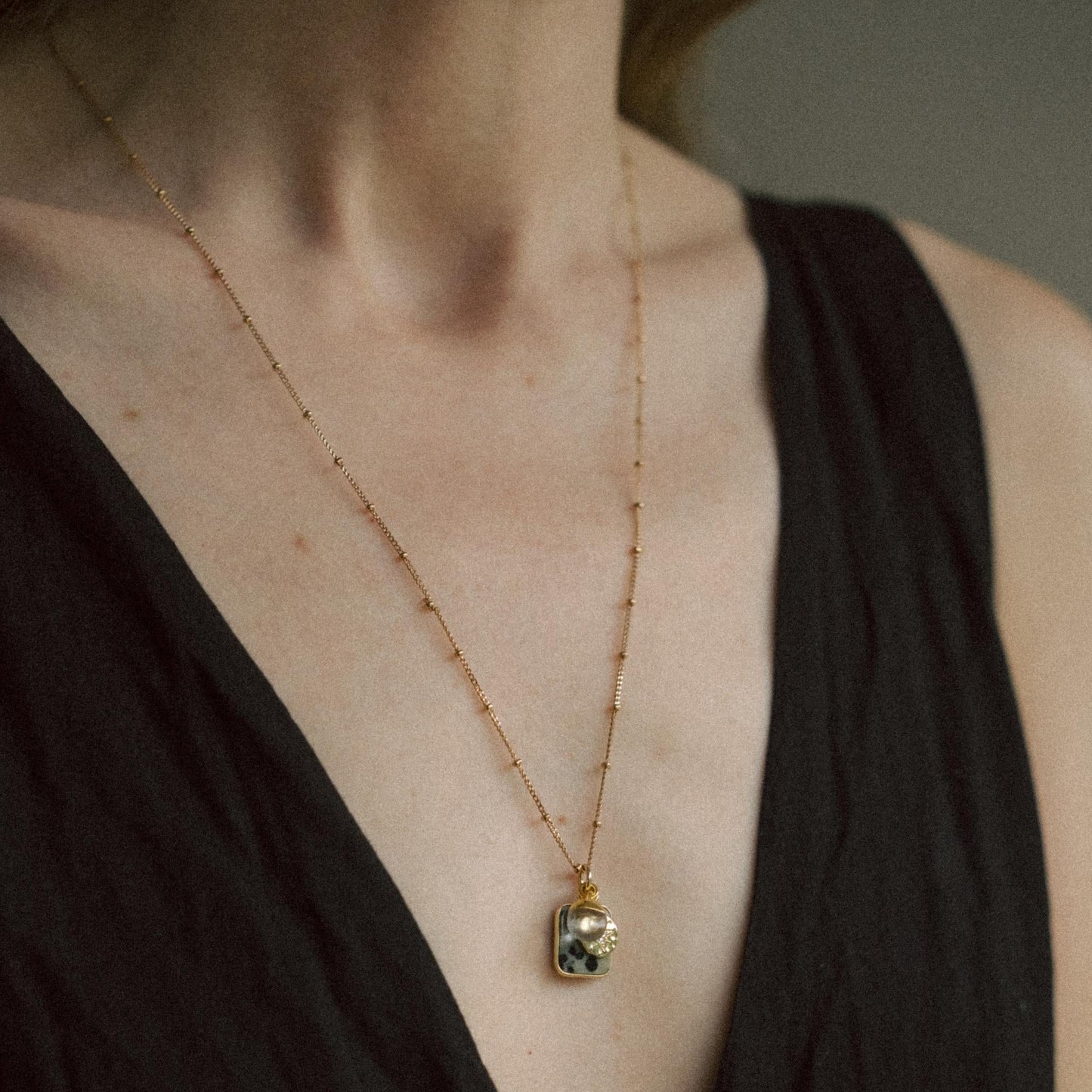 Dalmatian Gem Slice Triple Necklace | Positivity (Gold Plated)