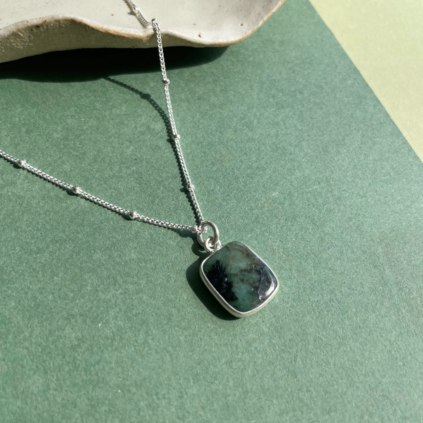 Emerald Gem Slice Necklace | Hope (Silver)