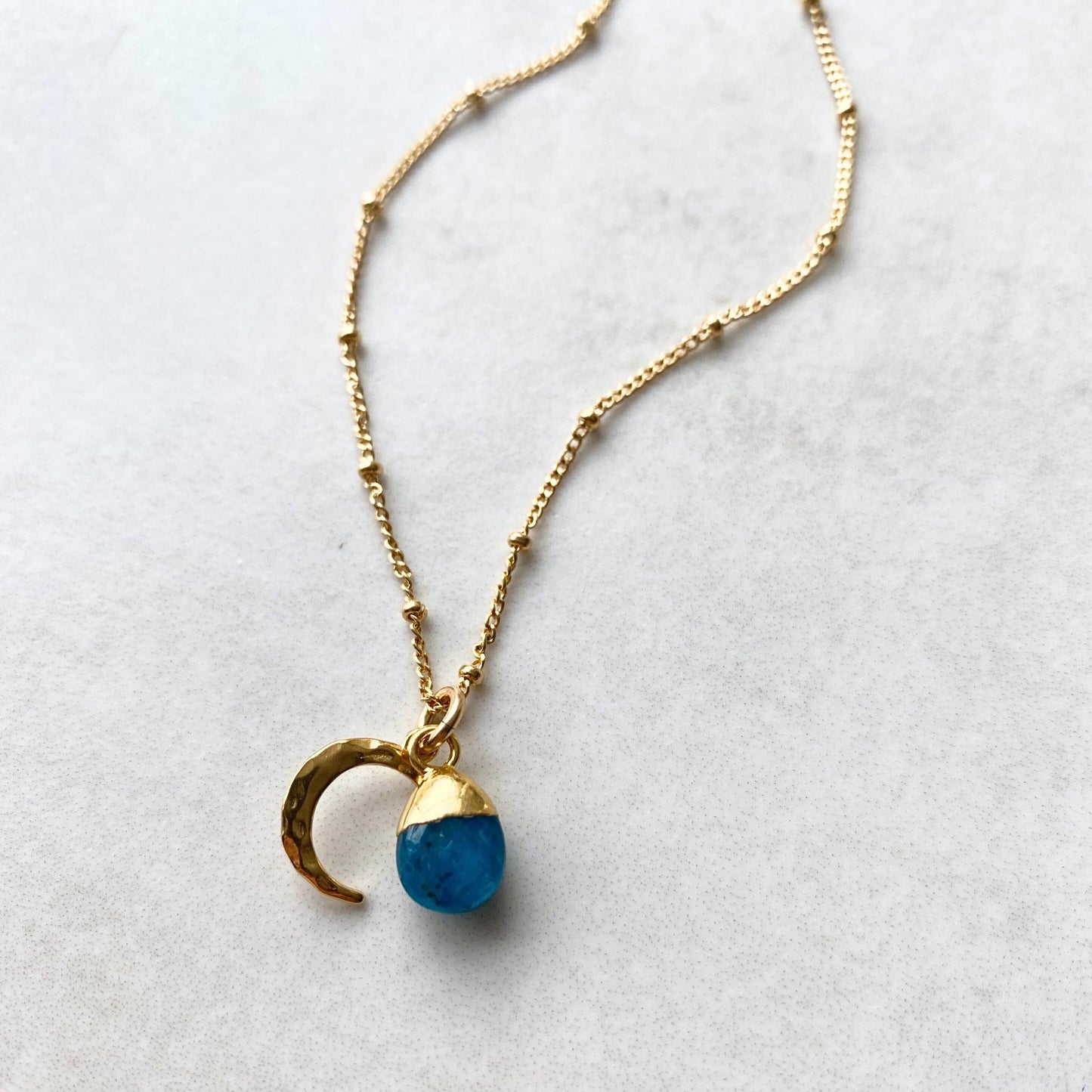 Neon Apatite & Moon Necklace | Dream (Gold Plated)