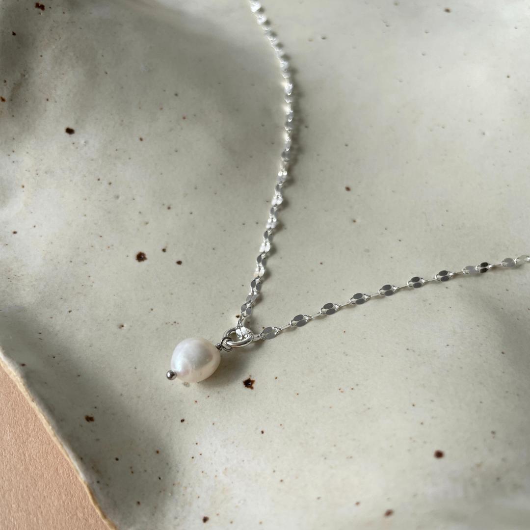 Pearl Vintage Chain Necklace | Calm (Silver)