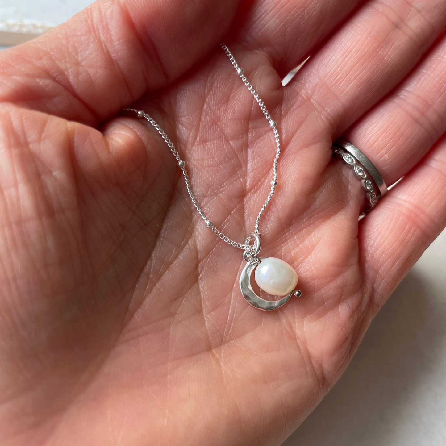 Pearl & Moon Necklace | Calm (Silver)