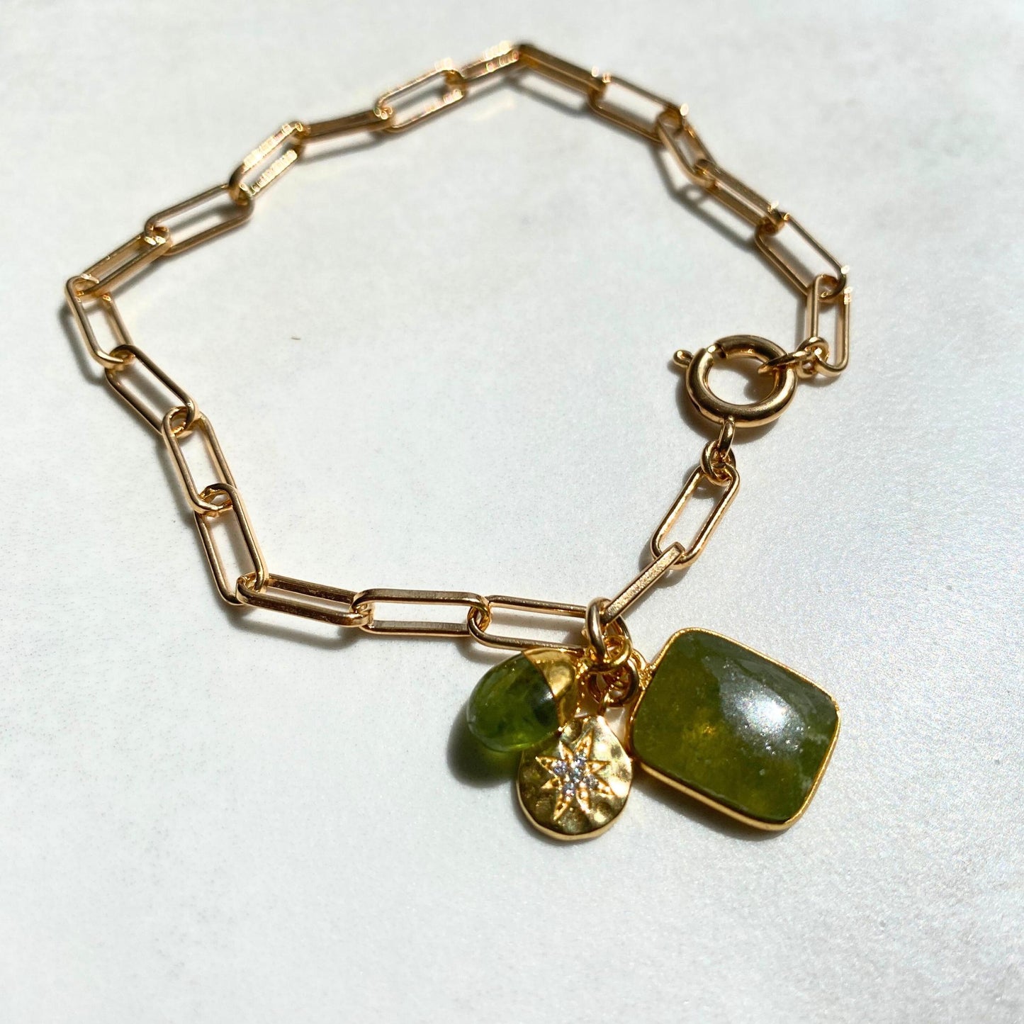 Peridot Gem Slice Triple Chunky Chain Bracelet | Wellbeing (Gold Plated)