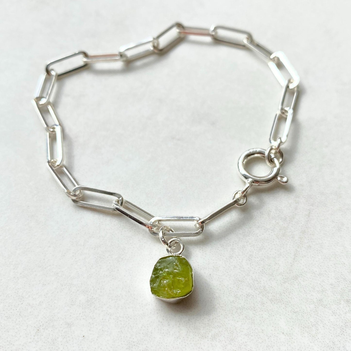 Peridot Carved Chunky Chain Bracelet | Wellbeing (Sterling Silver)