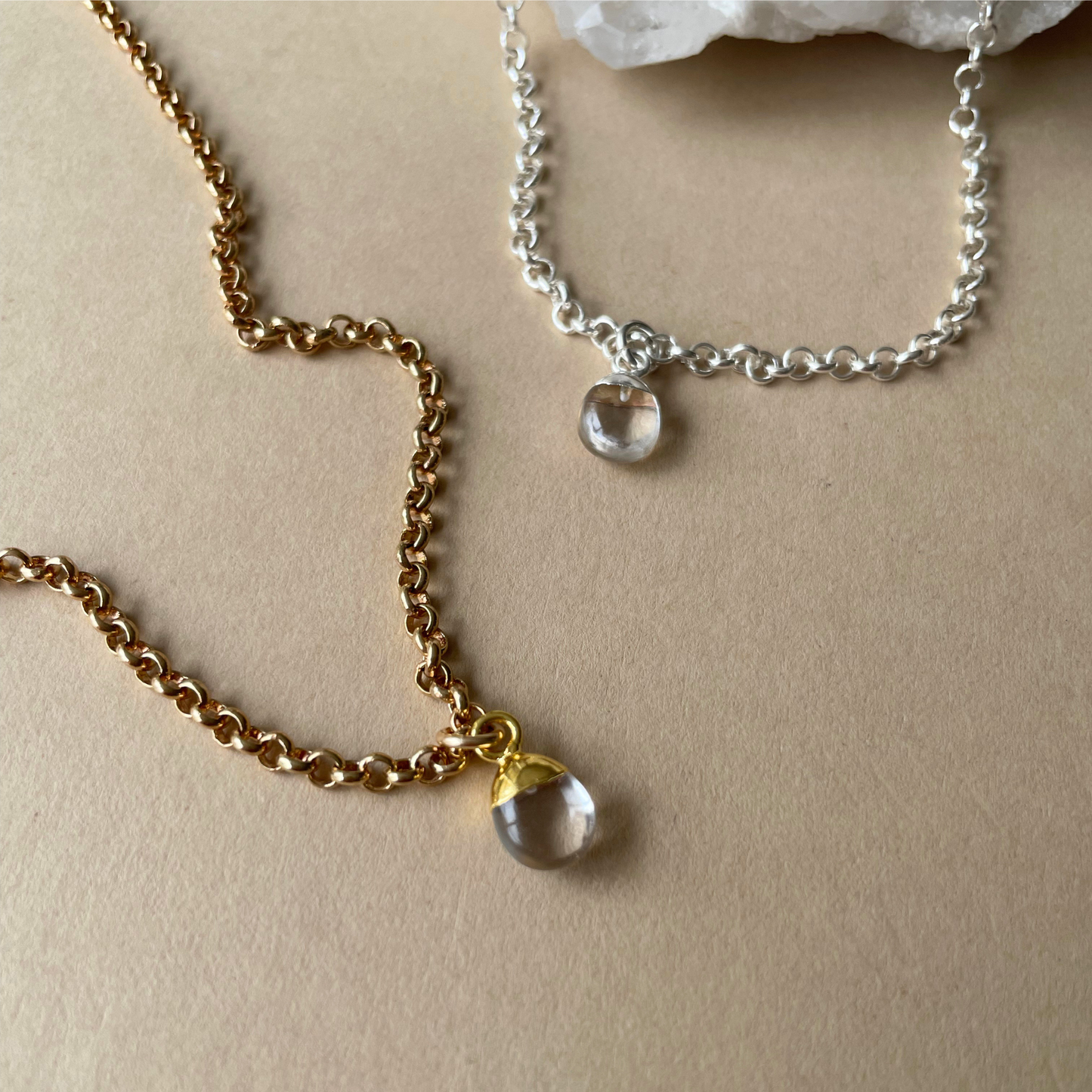 Quartz Tiny Tumbled Belcher Chain Necklace | Healing (Silver)