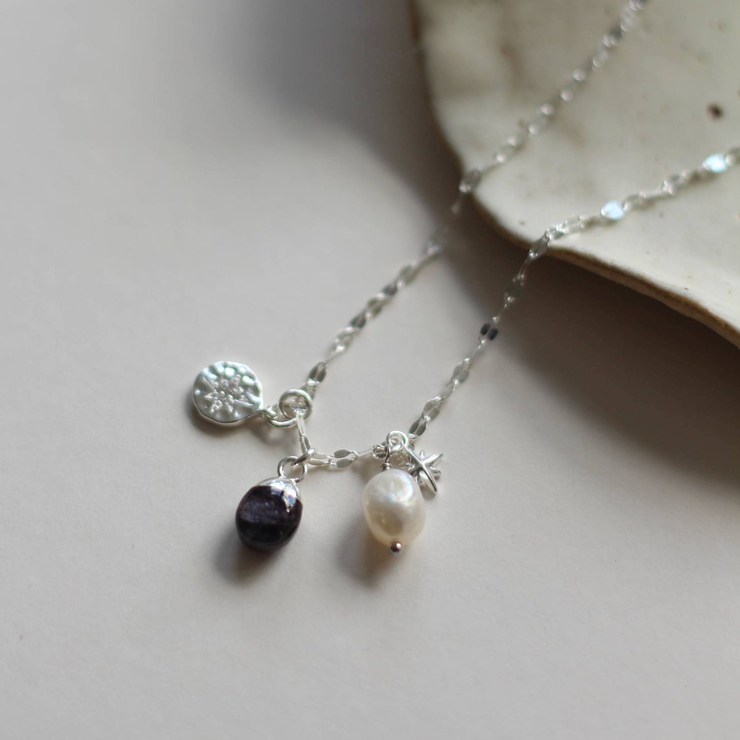 Sapphire  | Truth & Optimism