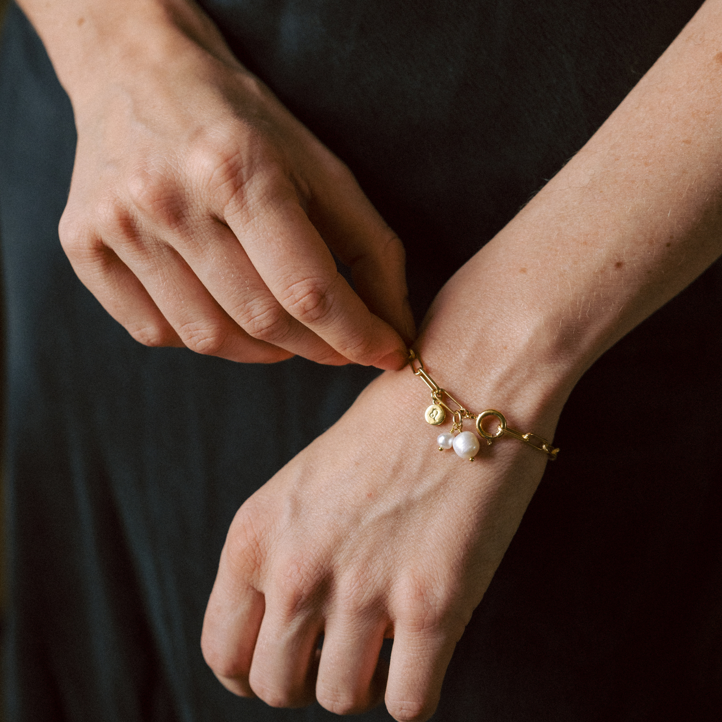 'Mum & Me' Pearl Chunky Chain Bracelet (Gold Plated)