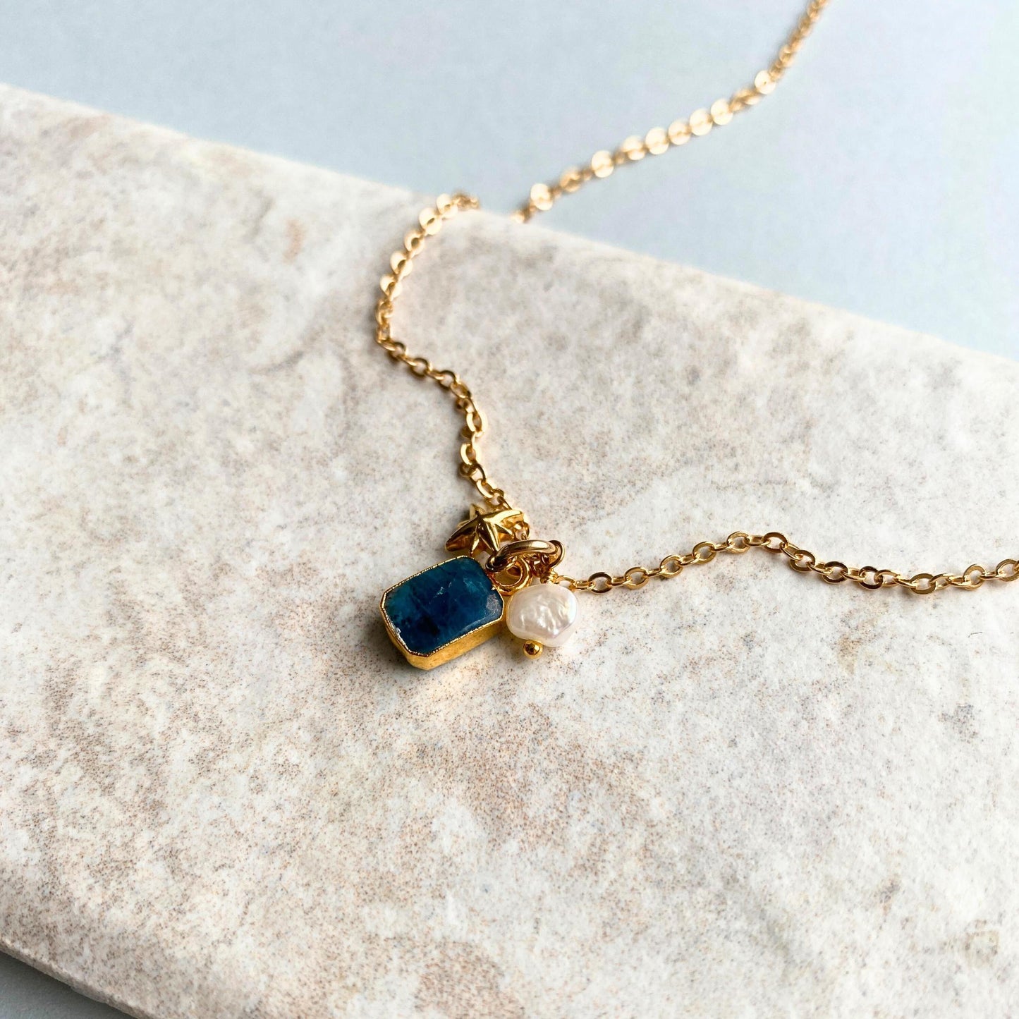 Load image into Gallery viewer, Neon Apatite Mini Gem Slice Triple Necklace | Dream (Gold Plated)
