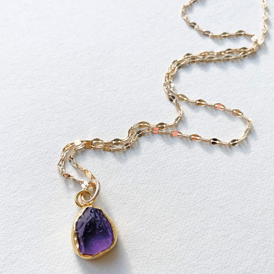 Amethyst Carved Vintage Chain Necklace | Calming (Gold Plated)
