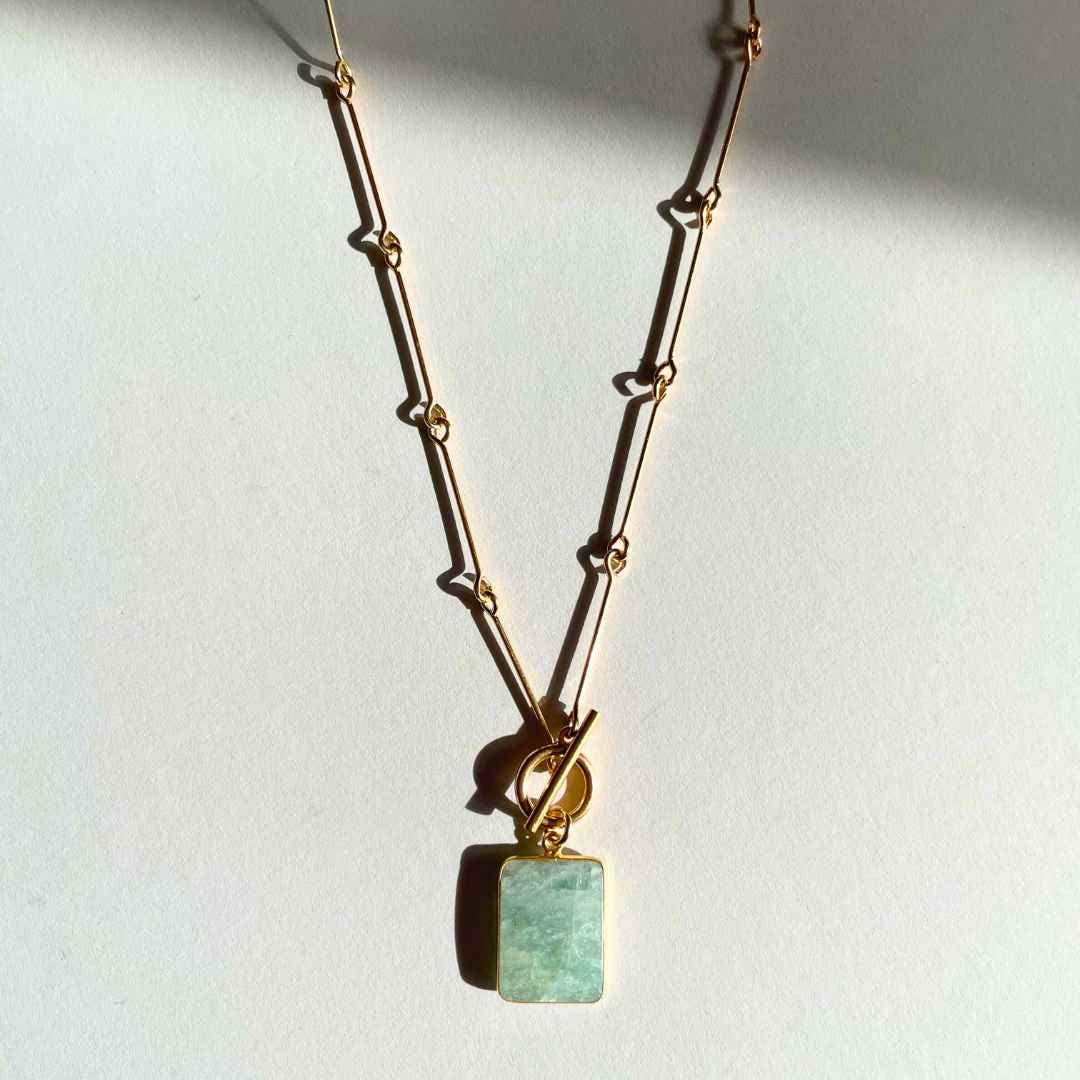 Aquamarine Large Gem Slice Bone Chain Necklace (Gold)