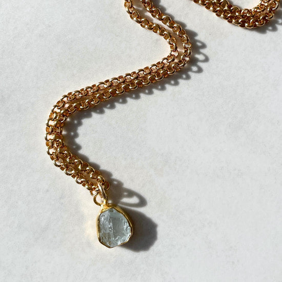 Aquamarine Carved Belcher Chain Necklace | Serenity (Gold Plated)