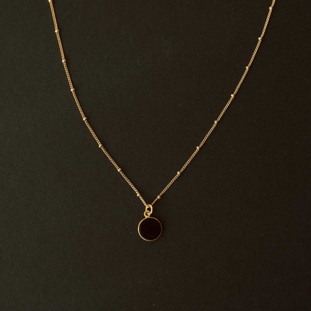 Black Onyx Circle Pendant Necklace | Protection (Gold)