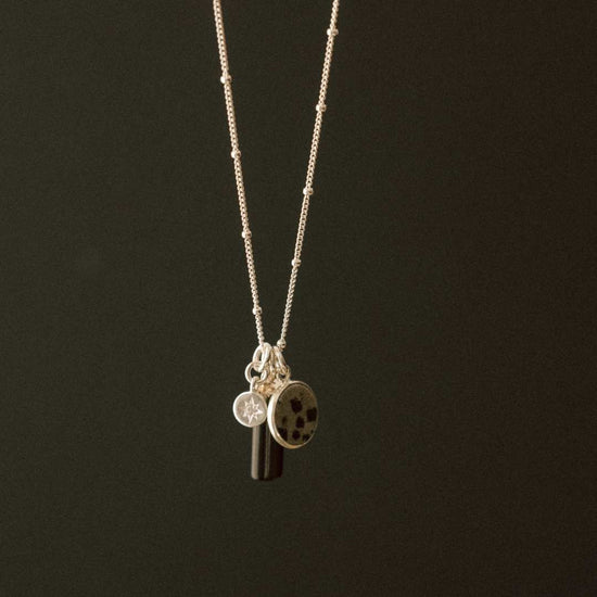 Dalmatian Jasper & Black Onyx Triple Pendant Necklace (Silver)