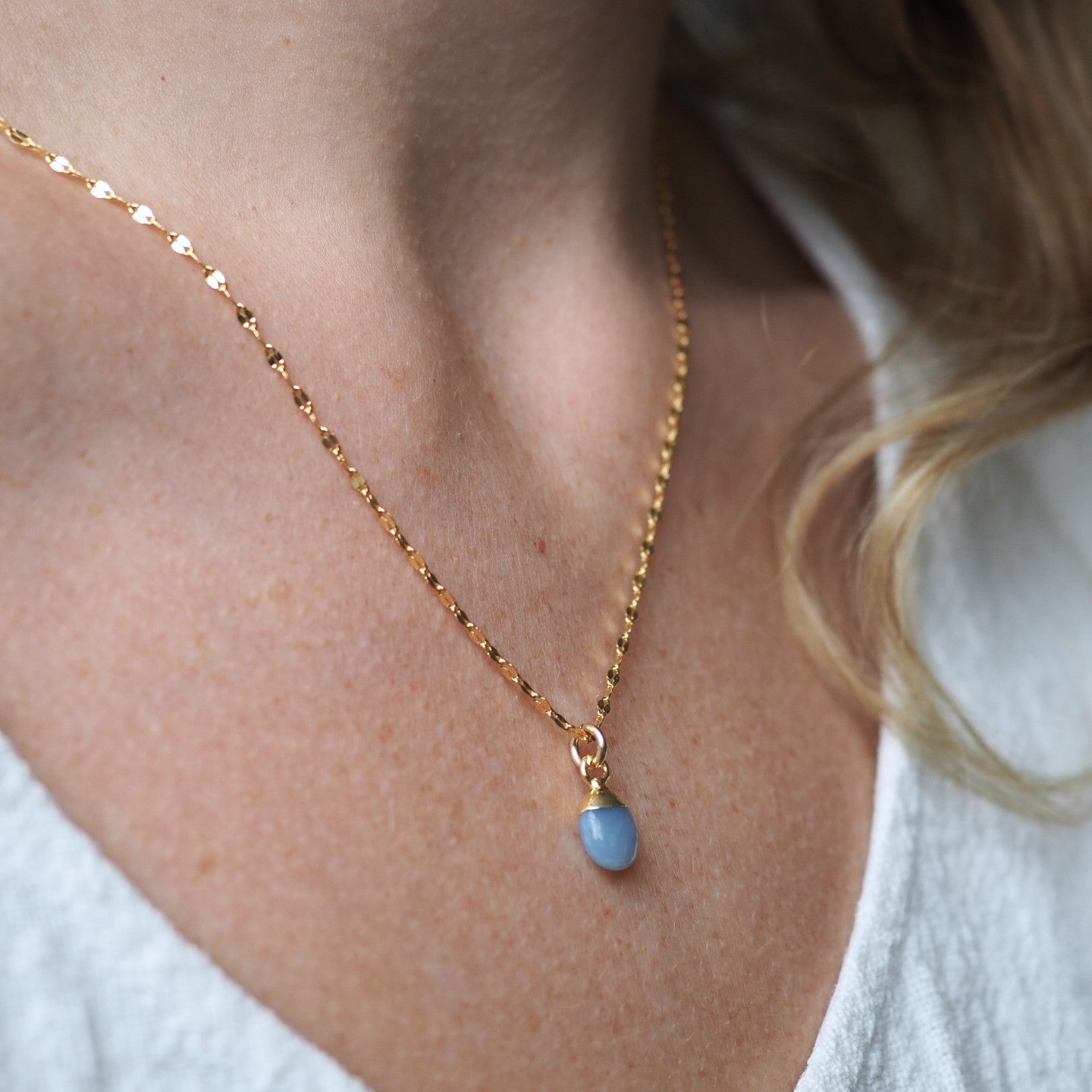 18K Gold Blue Opal Necklace – Liv Oliver