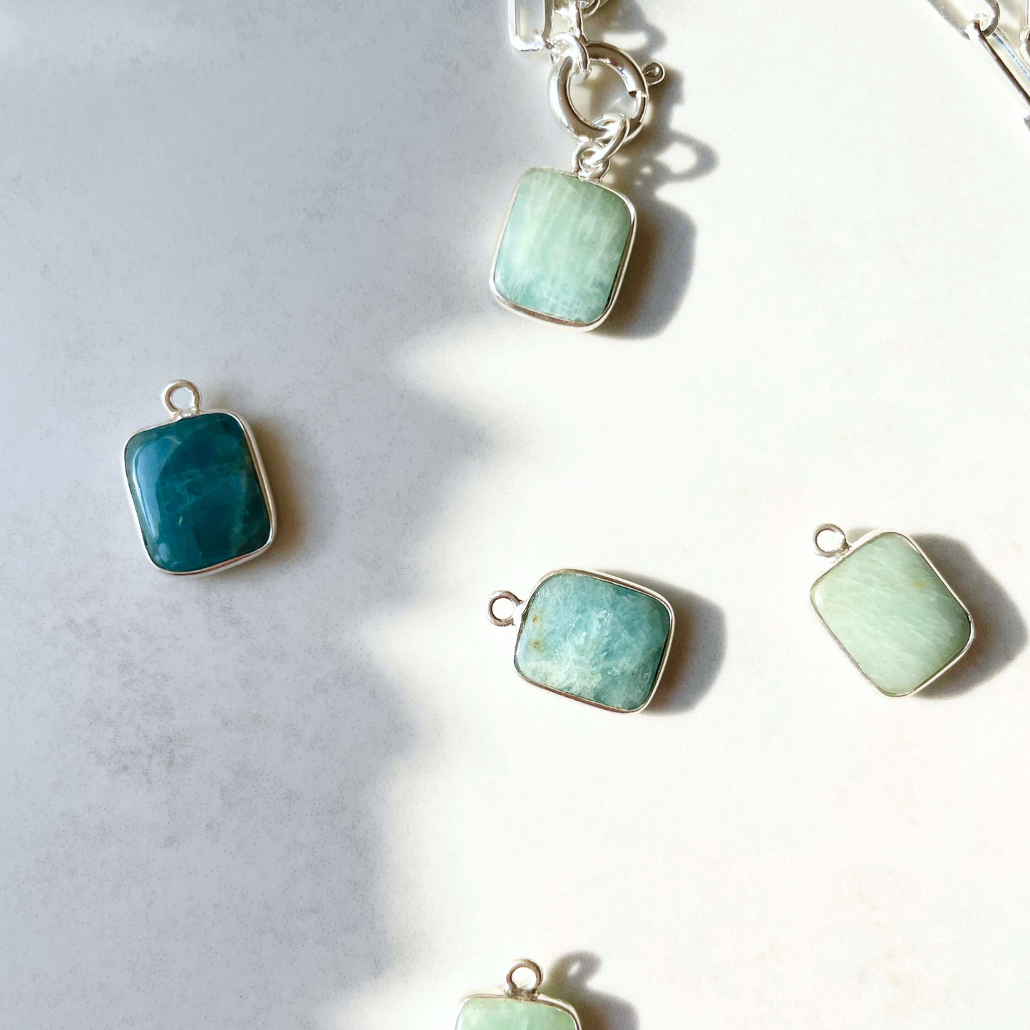 Aquamarine Gem Slice Chunky Chain Necklace | Serenity (Silver)