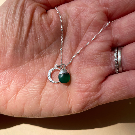 Green Agate & Moon Necklace | Protection (Silver)