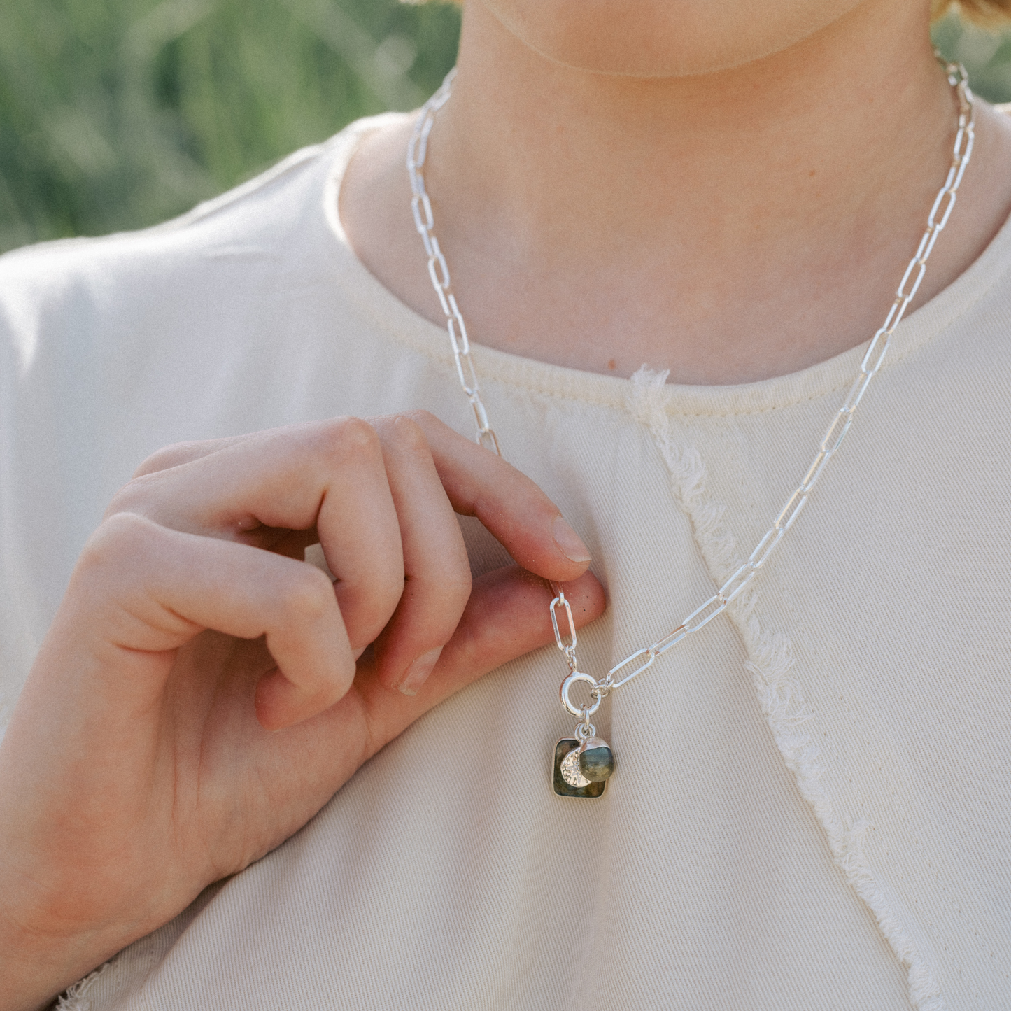 Labradorite Gem Slice Triple Chunky Chain Necklace | Adventure (Silver)