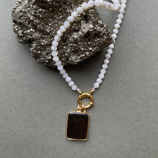 Mother of Pearl Strand Necklace with Large Hypersthene Gem Slice
