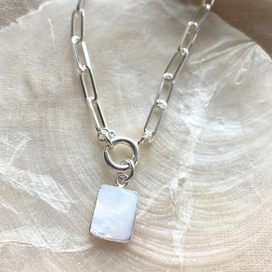 Mother Of Pearl Gem Slice Chunky Chain Necklace | Calming (Silver)