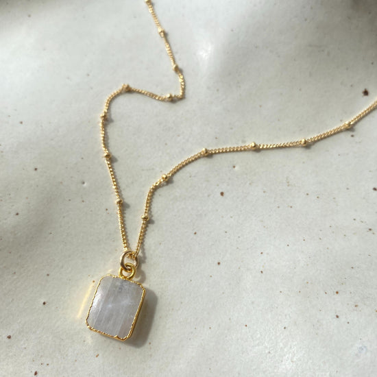 Moonstone Gem Slice Necklace | Intuition (Gold Plated)