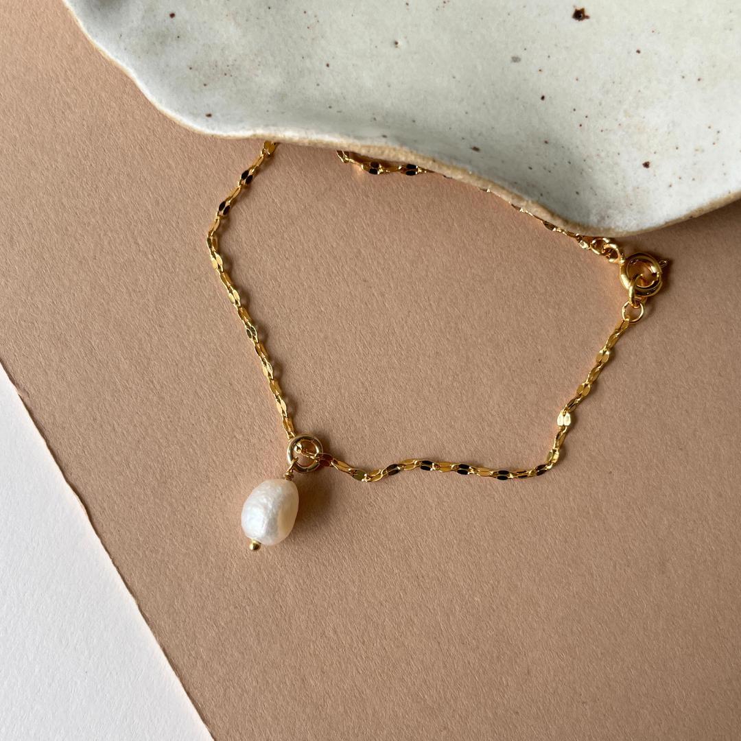 Vintage Chain Pearl Bracelet | Calm (Gold)