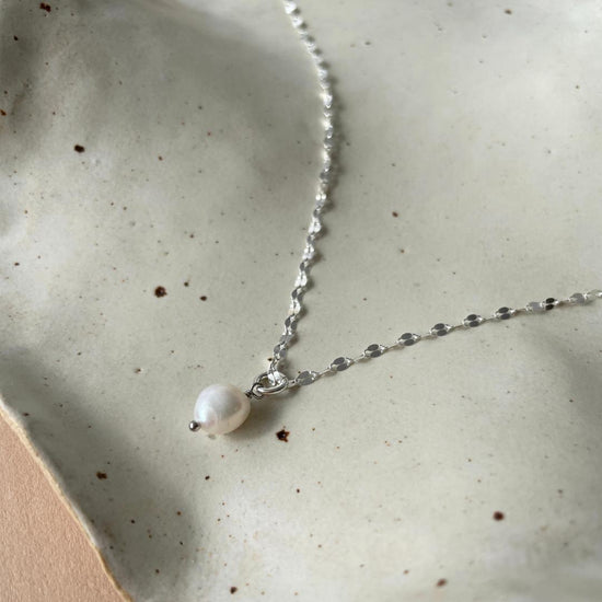 Vintage Chain Pearl Necklace | Calm (Sterling Silver)