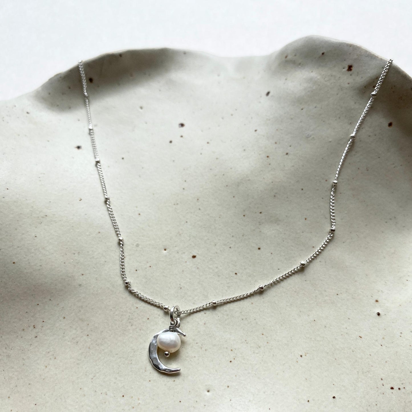 Pearl & Moon Necklace | Calm (Silver)