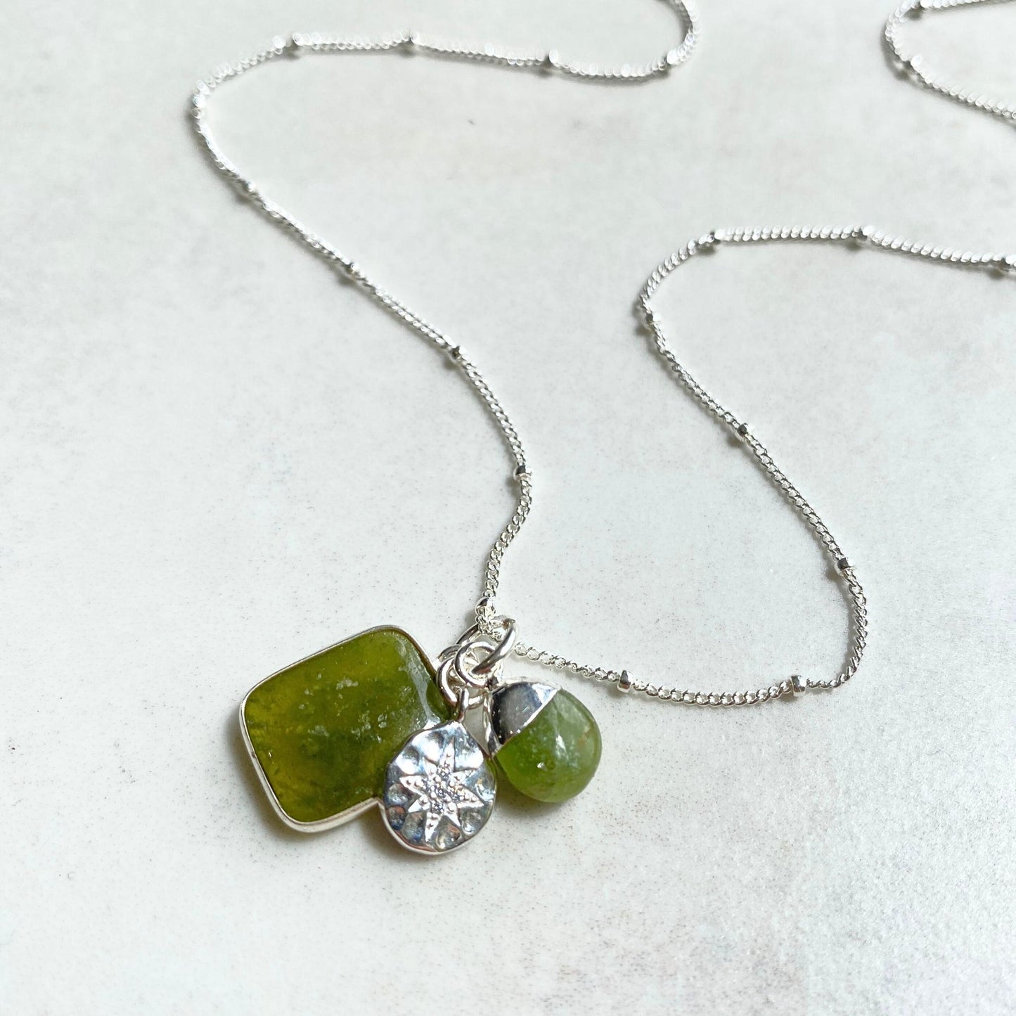 Peridot Gem Slice Triple Necklace | Wellbeing (Silver)