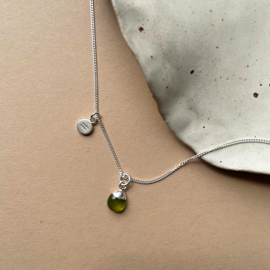 Peridot Tiny Tumbled Necklace | Wellbeing (Silver)