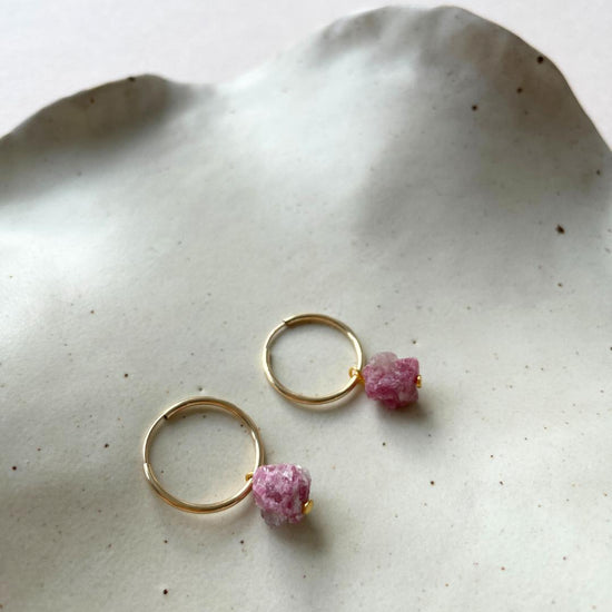 October Birthstone | Pink Tourmaline Threaded Hoop Earrings (Gold)