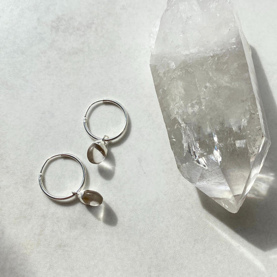 Quartz Tiny Tumbled Hoop Earrings | Healing (Silver)