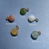 Shell Amulet Gemstone Pendant (Gold)
