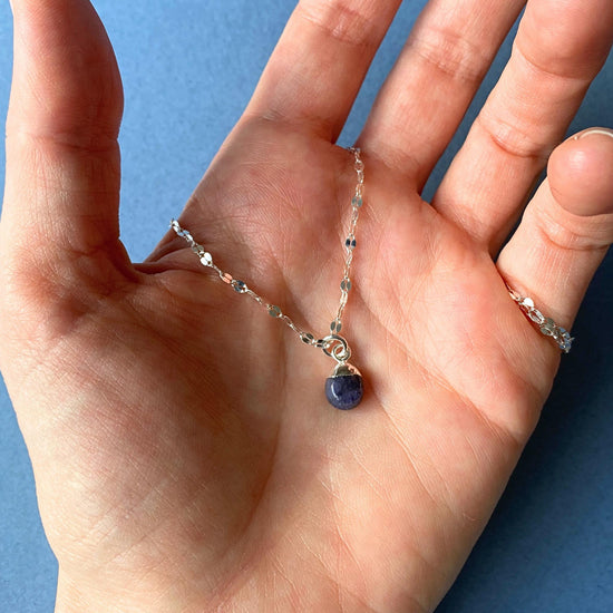 Tanzanite Tiny Tumbled Vintage Chain Necklace | Positivity (Silver)