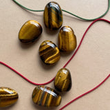 Pebble Stone Cord Necklace (Gold)