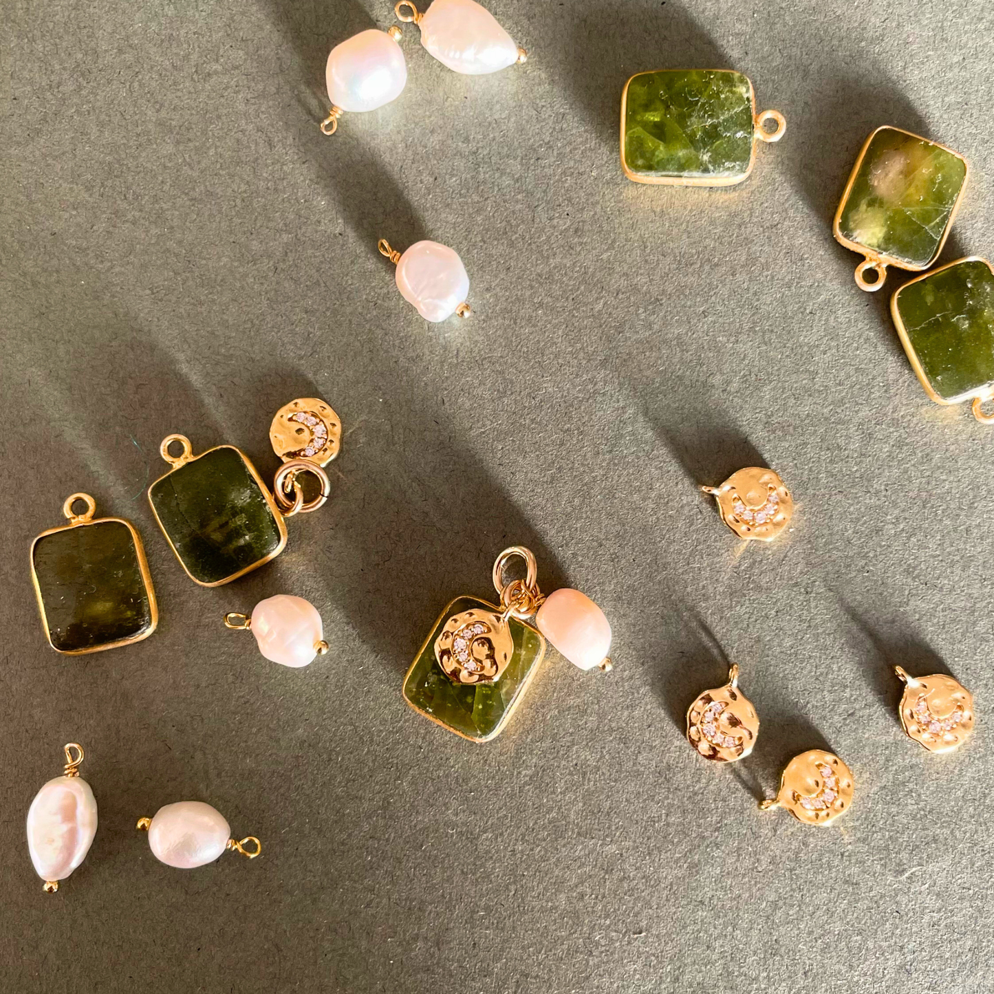 Imperfect Gem Slice Triple Pendants | Peridot (Gold Plated)