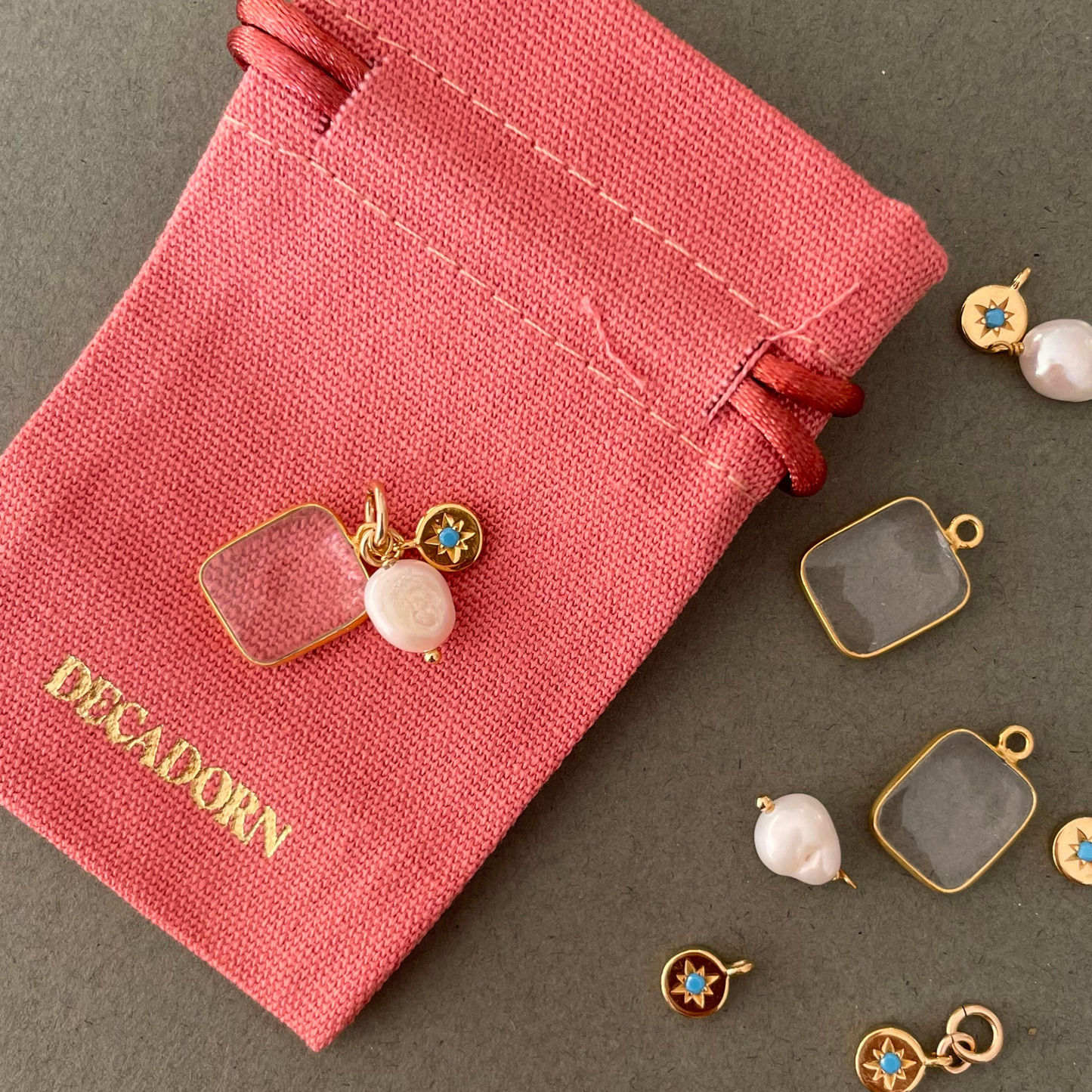 Imperfect Gem Slice Triple Pendants | Quartz (Gold Plated)