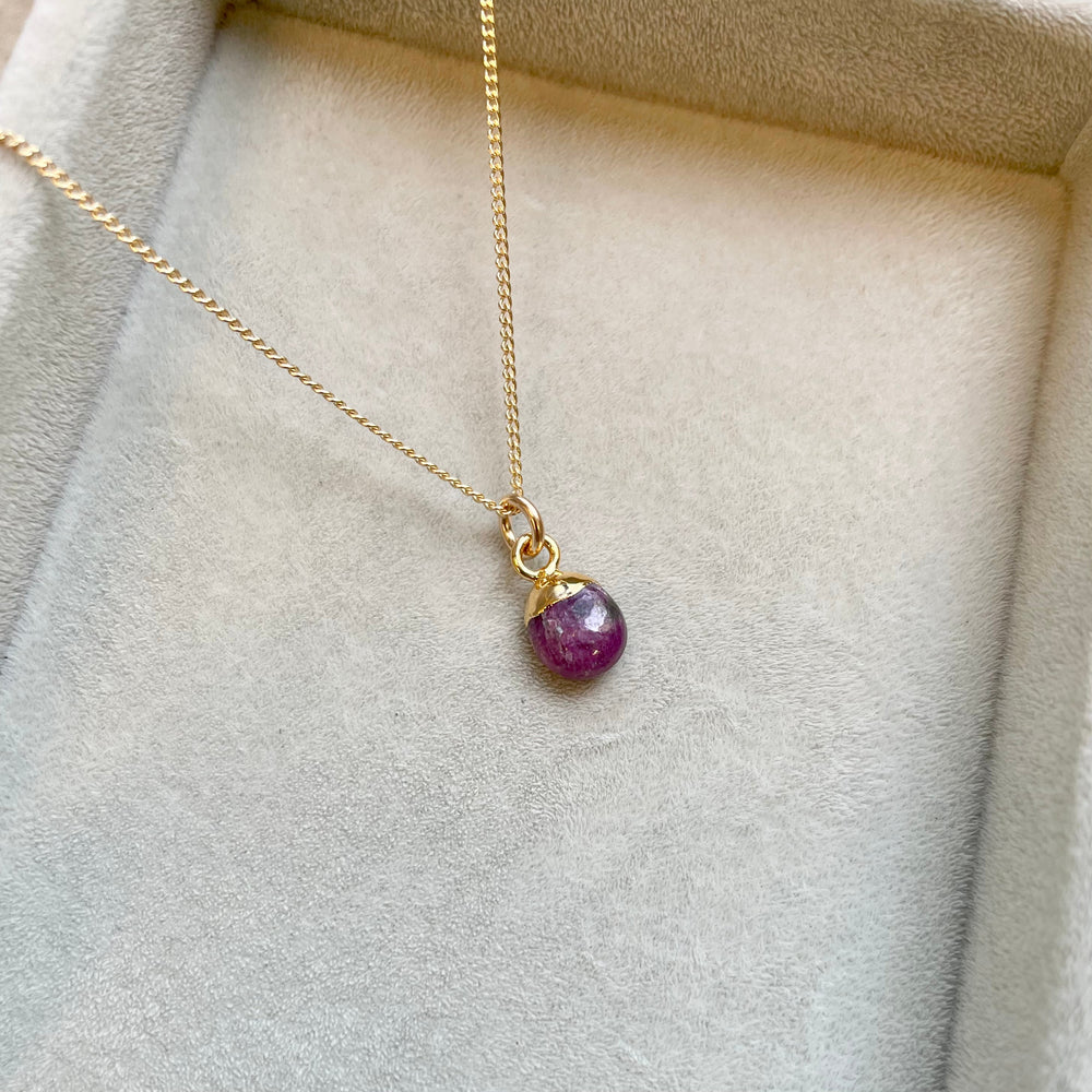 Ruby Tiny Tumbled Necklace | Energy (Gold)