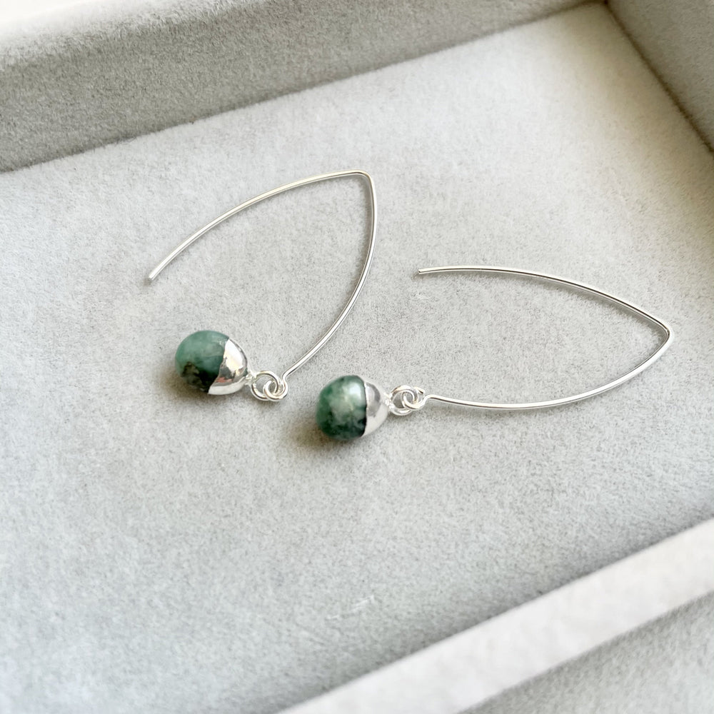 Tiny Tumbled Gemstone Dropper Earrings - Silver - Emerald - Decadorn