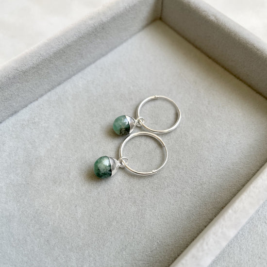 Tiny Tumbled Gemstone Hoop Earrings - Silver- MAY, Emerald - Decadorn