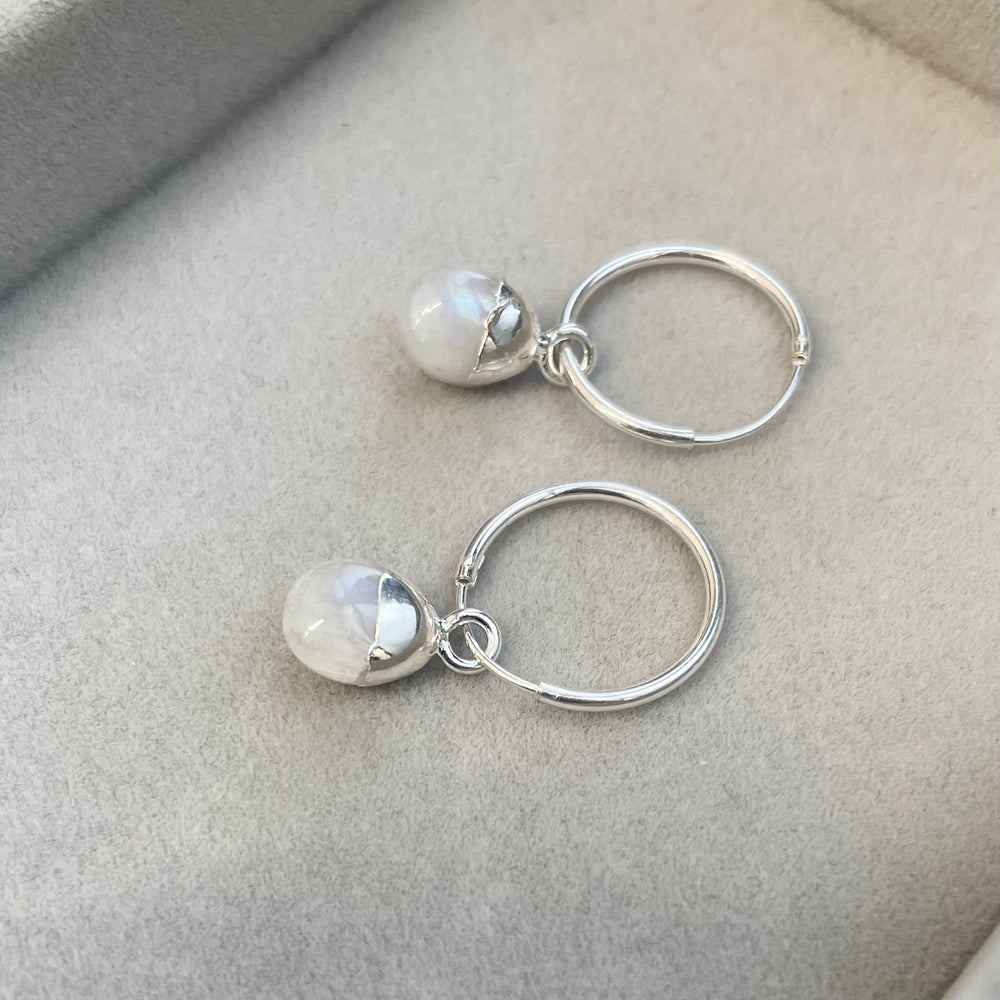 June Birthstone | Moonstone Tiny Tumbled Hoop Earrings (Silver)