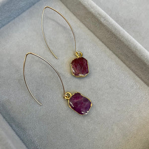 
            
                Load image into Gallery viewer, Ruby Gem Slice Dropper Earrings | Energy (Gold)
            
        