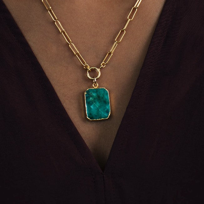 
            
                Load image into Gallery viewer, Emerald Statement Gem Slice Chunky Chain Necklace | Hope (Gold Plated)
            
        