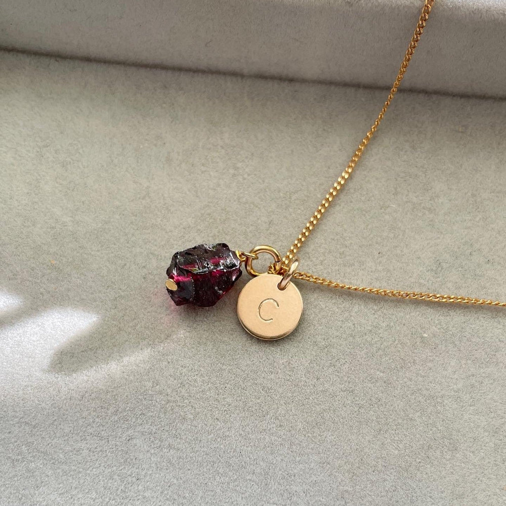 
            
                Load image into Gallery viewer, January Birthstone | Garnet Threaded Necklace (Gold)
            
        