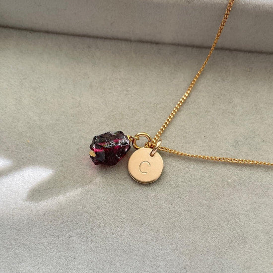 Garnet Threaded Necklace | Protection (Gold Fill)