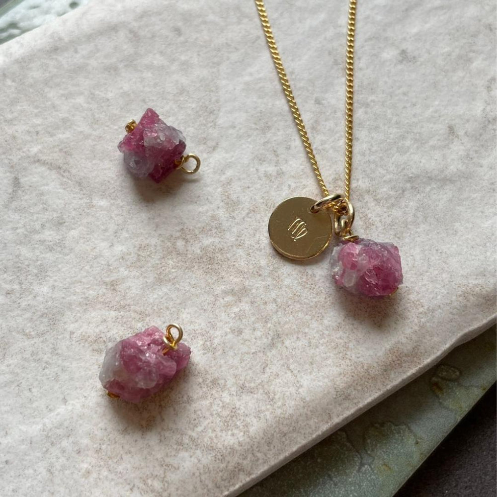 
            
                Load image into Gallery viewer, Pink Tourmaline Threaded Necklace (Gold Plated)
            
        