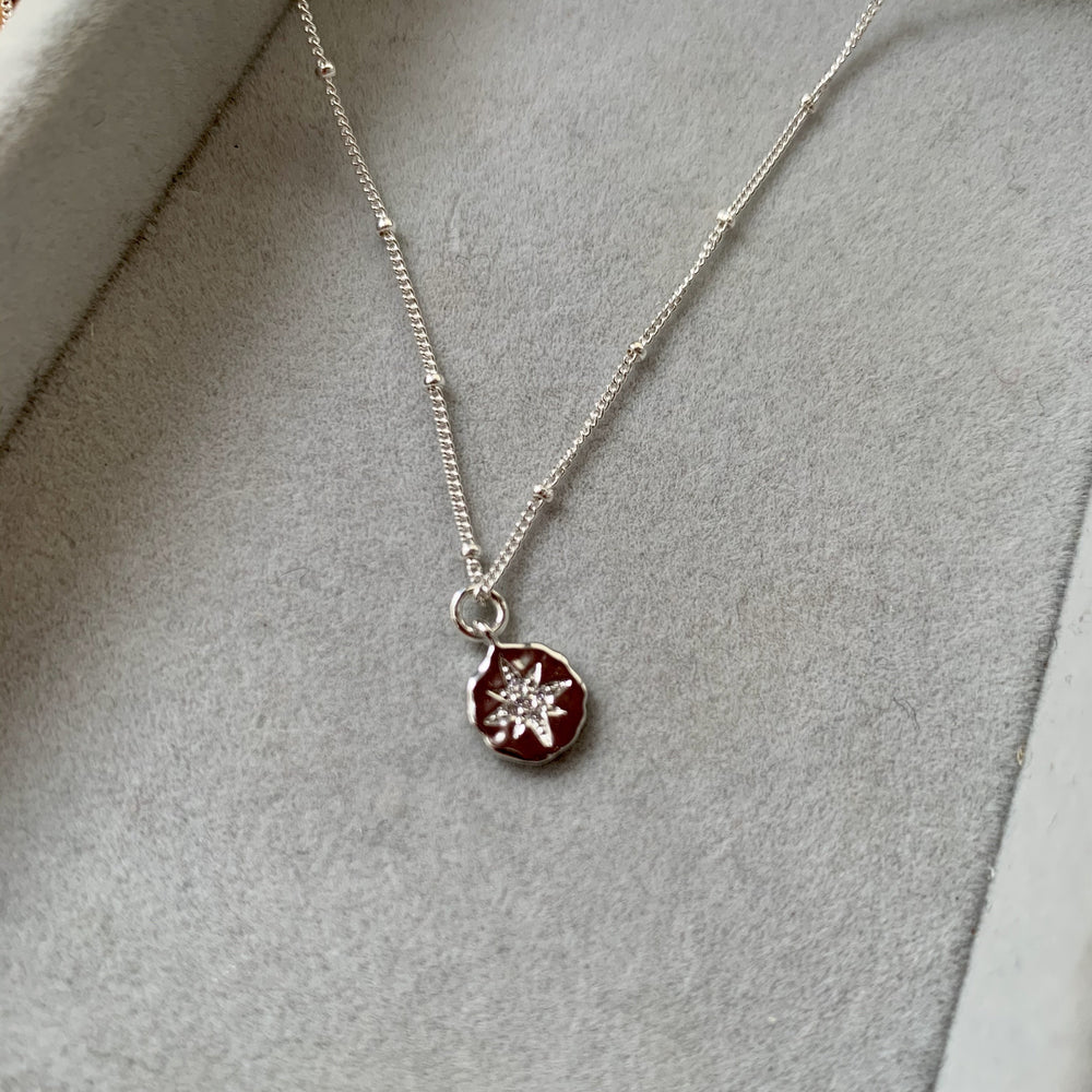Star Coin Necklace - Silver - Decadorn