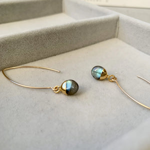 
            
                Load image into Gallery viewer, Tiny Tumbled Gemstone Dropper Earrings - Labradorite (Adventure) - Decadorn
            
        