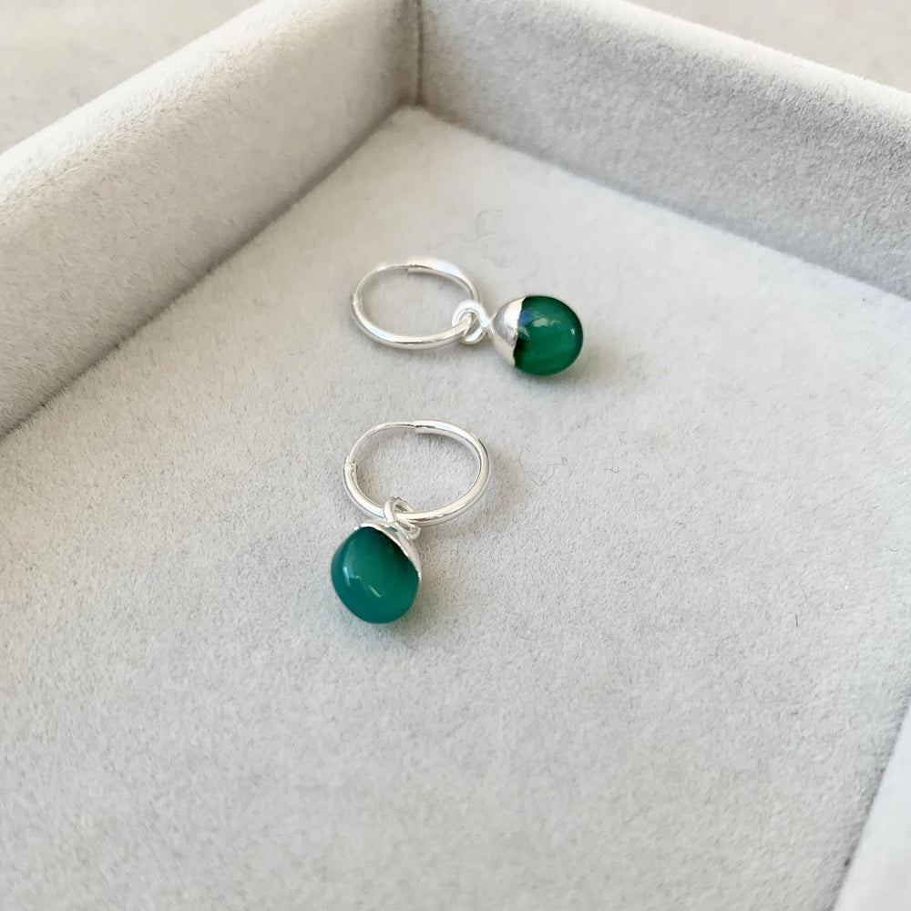 Tiny Tumbled Gemstone Hoop Earrings - Silver - Green Agate (Protection) - Decadorn